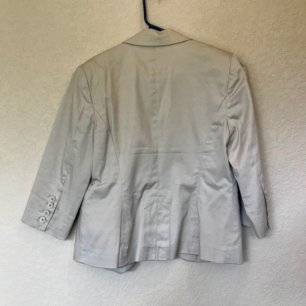 Tan blazer - Picture 4 of 4